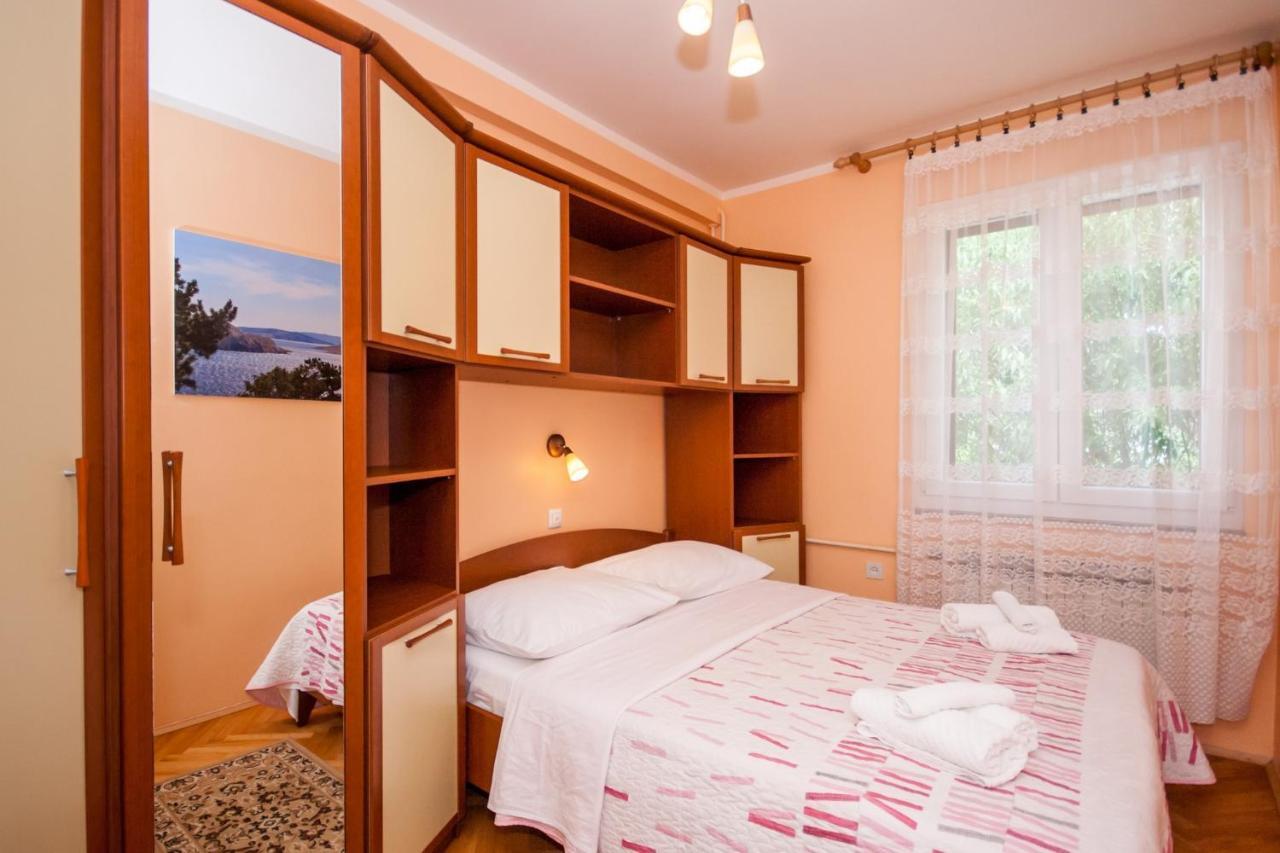 Apartments Surfinia バスカ エクステリア 写真