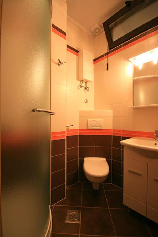 Apartments Surfinia バスカ エクステリア 写真